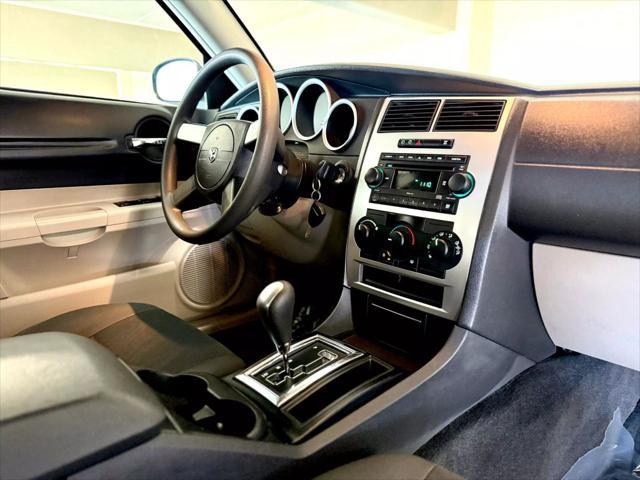 Photo of 2006  Dodge Magnum