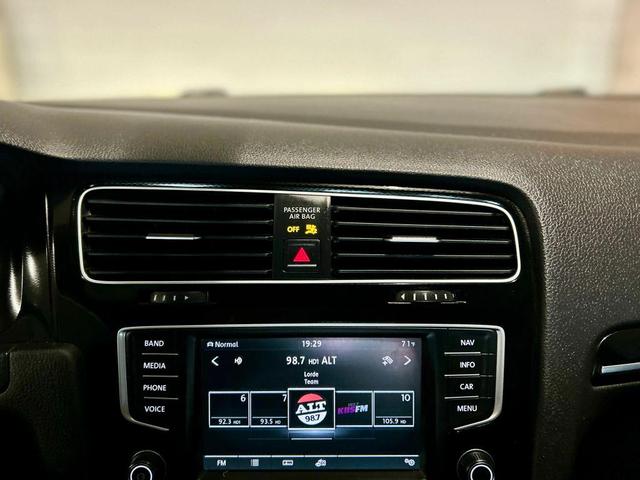 Photo of 2016 Deep Black Pearl Volkswagen Golf GTI