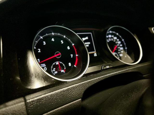 Photo of 2016 Deep Black Pearl Volkswagen Golf GTI