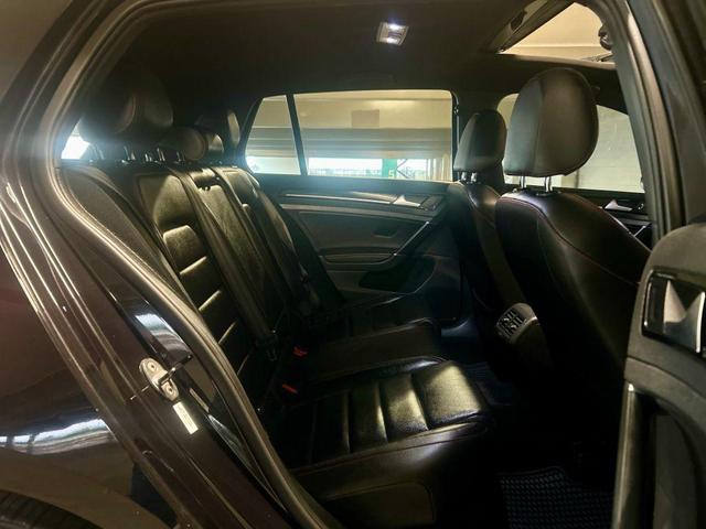 Photo of 2016 Deep Black Pearl Volkswagen Golf GTI