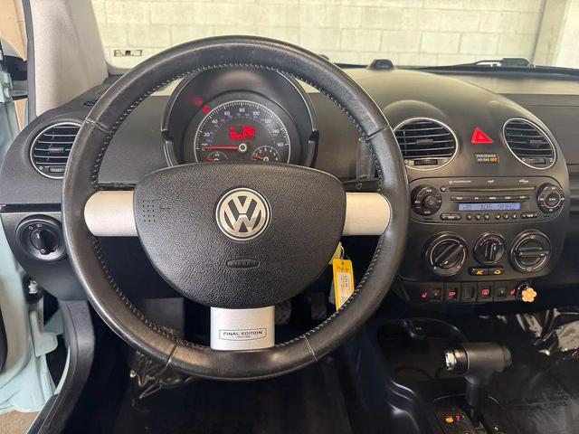 Photo of 2010 Aquarius Blue Volkswagen New Beetle