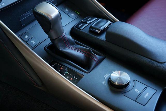 Photo of 2016 White Lexus IS 200t