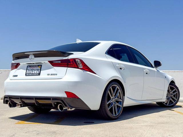 Photo of 2016 White Lexus IS 200t