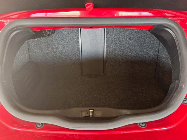 Photo of 2008 Red Volkswagen New Beetle