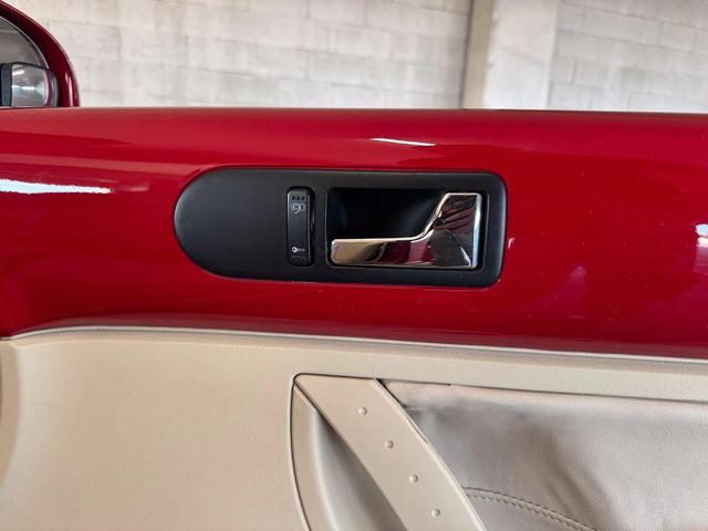 Photo of 2008 Red Volkswagen New Beetle