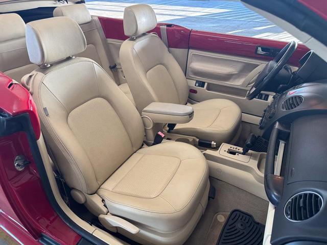 Photo of 2008 Red Volkswagen New Beetle