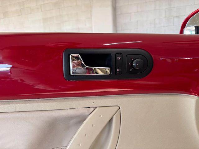Photo of 2008 Red Volkswagen New Beetle