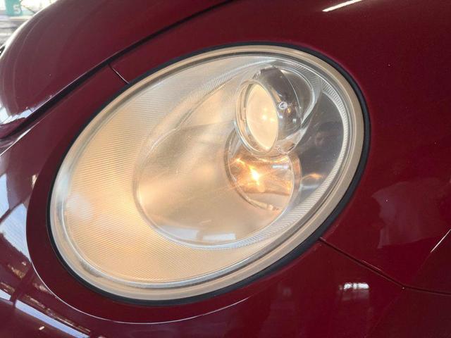 Photo of 2008 Red Volkswagen New Beetle
