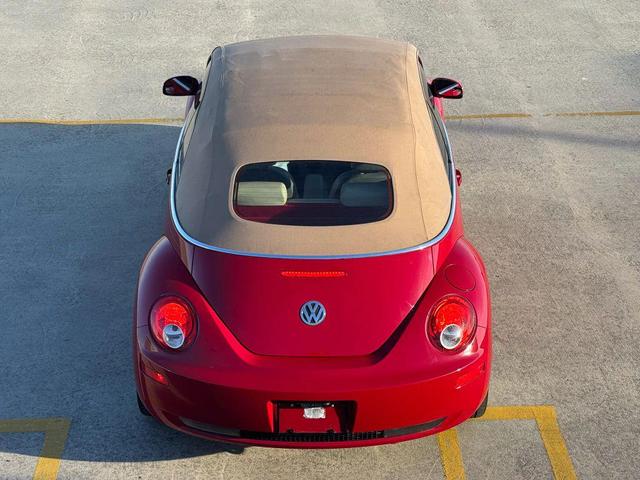 Photo of 2008 Red Volkswagen New Beetle