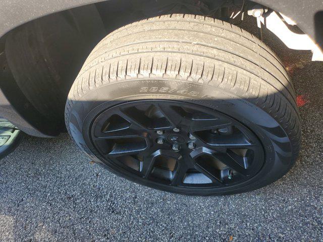 Photo of 2022 Granite Crystal Metallic Clearcoat RAM 1500
