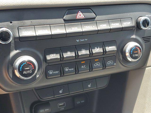 Photo of 2022 Steel Gray Kia Sportage