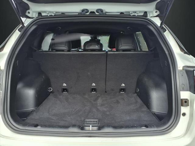 Photo of 2023 Bright White Clearcoat Jeep Compass