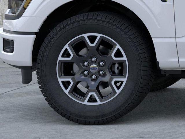 Photo of 2025 Oxford White Ford F-150