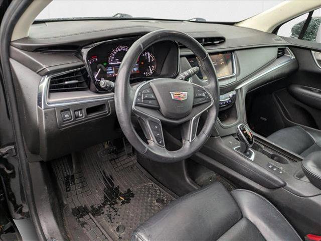 Photo of 2017 Stellar Black Metallic Cadillac XT5