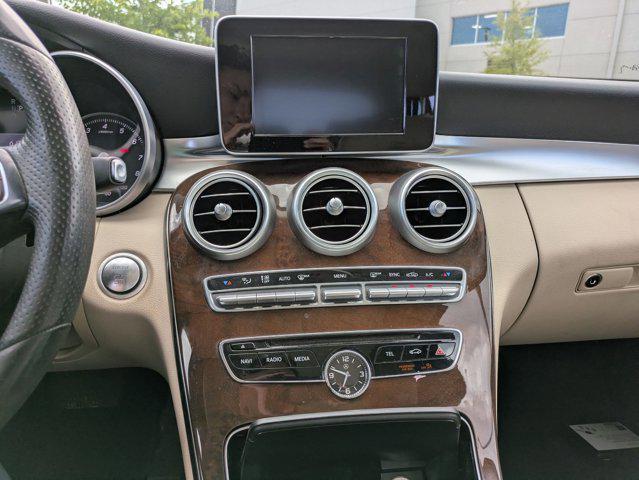 Photo of 2015 Diamond Silver Metallic Mercedes-Benz C-Class