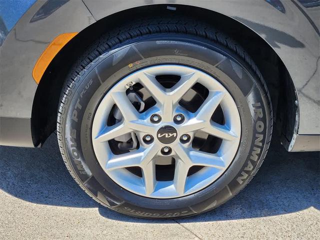 Photo of 2024 Gravity Gray Kia Soul