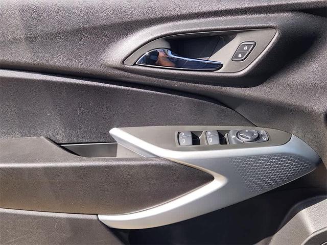 Photo of 2025 Sterling Gray Metallic Chevrolet Trax