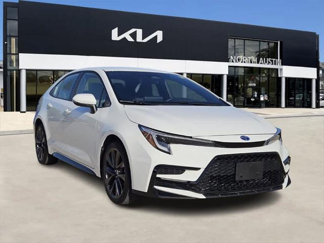 Photo of 2024 Ice Toyota Corolla Hybrid