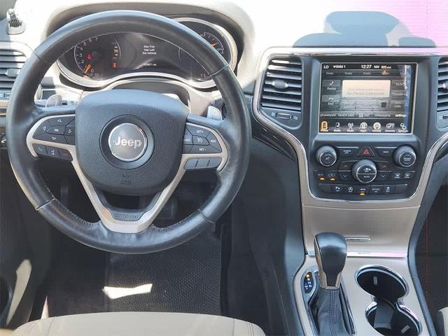 Photo of 2016 Bright White Clearcoat Jeep Grand Cherokee