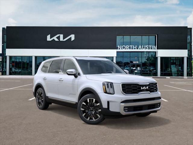 Photo of 2025 White Kia Telluride