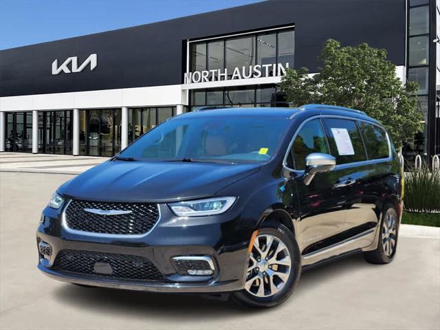 2023 Chrysler Pacifica Hybrid