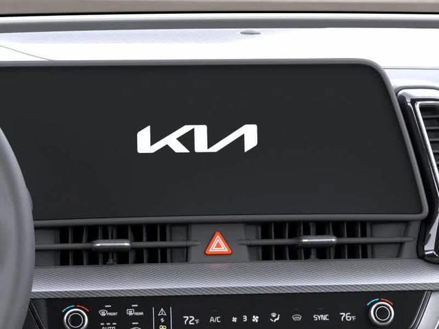 Photo of 2025 White Kia Sportage Hybrid