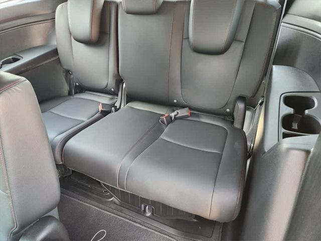 Photo of 2023 Crystal Black Pearl Honda Odyssey