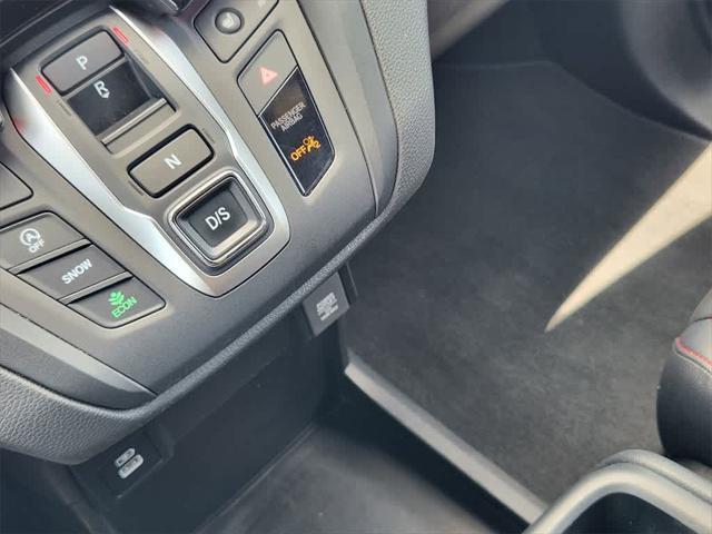 Photo of 2023 Crystal Black Pearl Honda Odyssey