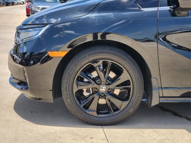 Photo of 2023 Crystal Black Pearl Honda Odyssey