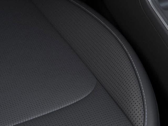 Photo of 2025 White Kia Sorento