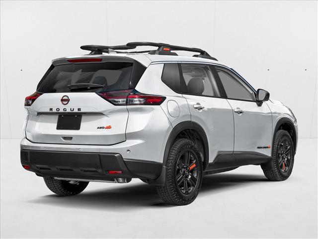 Photo of 2026 Everest White Pearl Tricoat Nissan Rogue