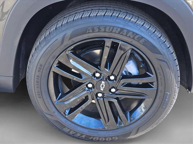 Photo of 2024 Harvest Bronze Metallic Chevrolet Trax