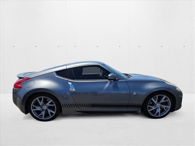 Photo of 2017 Gun Metallic Nissan 370Z