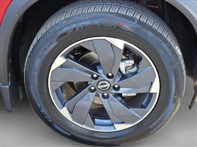 Photo of 2024 Scarlet Ember Tintcoat Nissan Rogue