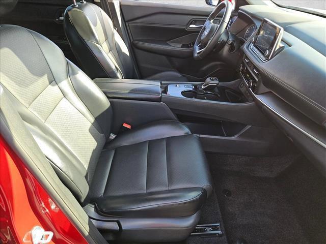 Photo of 2024 Scarlet Ember Tintcoat Nissan Rogue