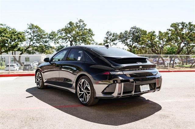 Photo of 2025 Onyx Black Hyundai IONIQ 6