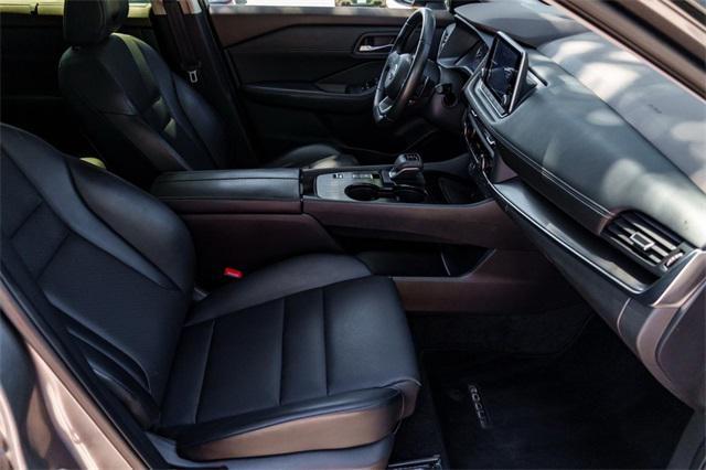 Photo of 2023 Gun Metallic Nissan Rogue