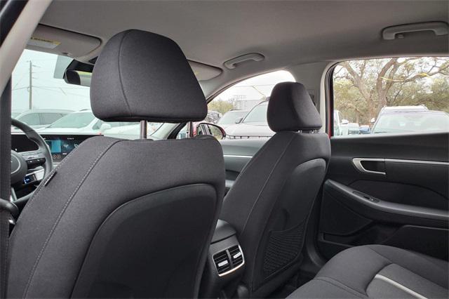 Photo of 2025 Ultimate red Hyundai SONATA Hybrid