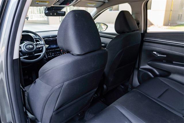 Photo of 2024 Amazon Gray Hyundai TUCSON Hybrid