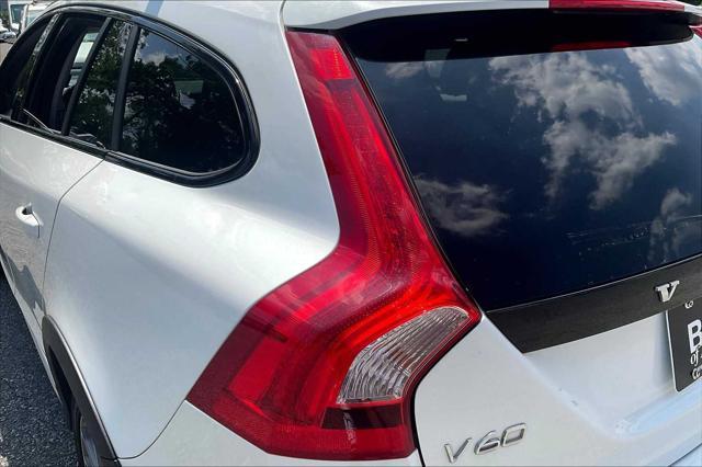 2015 Volvo V60 Cross Country