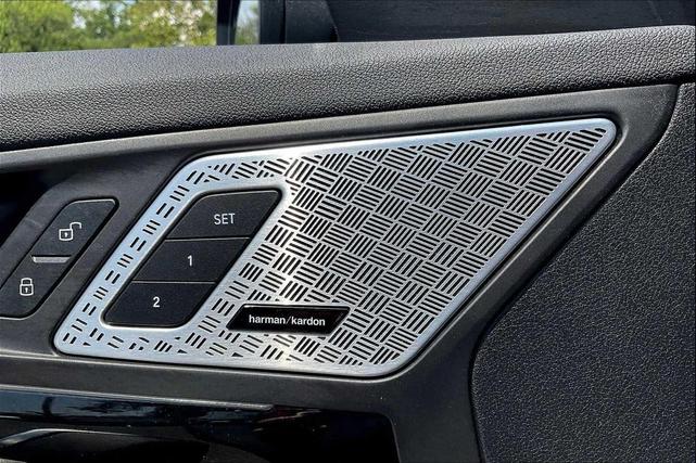Photo of 2023 Green BMW X1