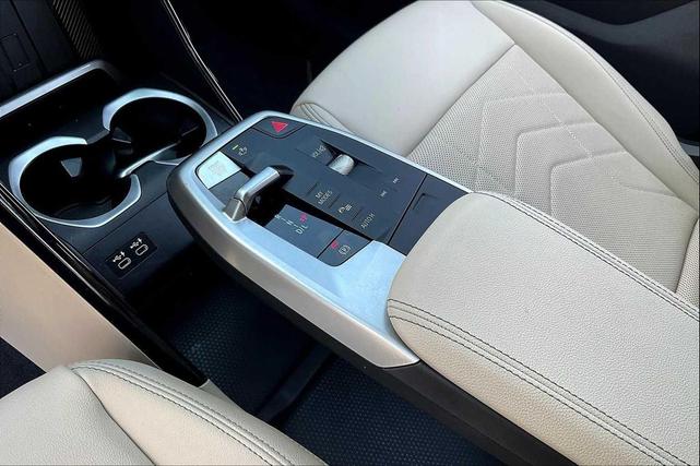 Photo of 2023 Green BMW X1