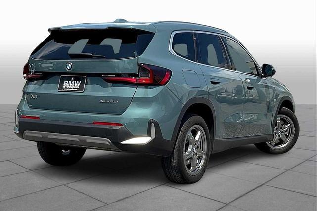Photo of 2023 Green BMW X1