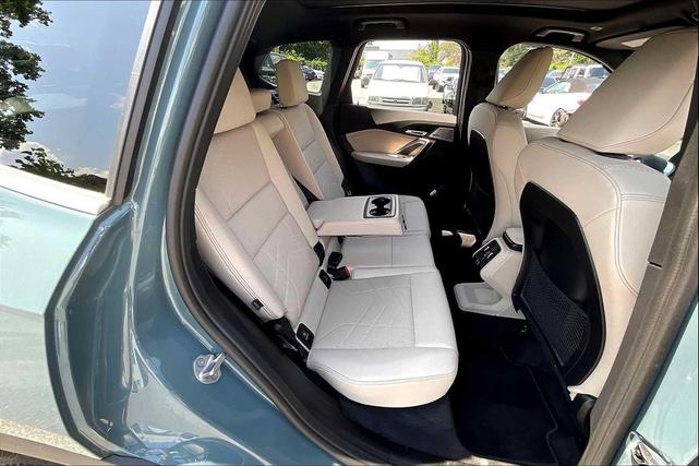 Photo of 2023 Green BMW X1