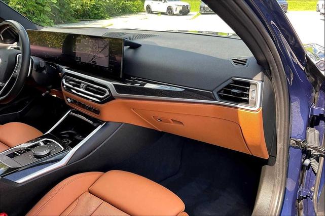 Photo of 2023 Blue BMW 330