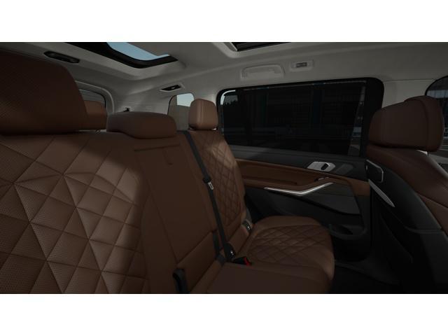Photo of 2026 Gray BMW X7