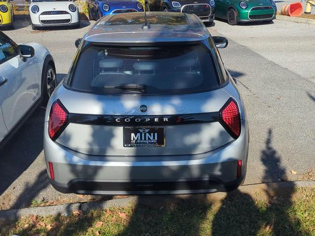 Photo of 2025 Melting Silver III Metallic MINI Hardtop