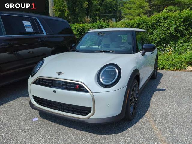 2025 MINI Hardtop