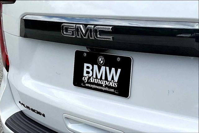 Photo of 2023 White GMC Yukon XL