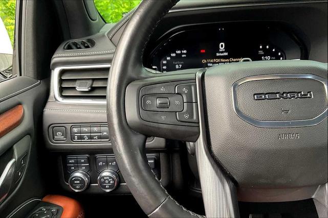 Photo of 2023 White GMC Yukon XL